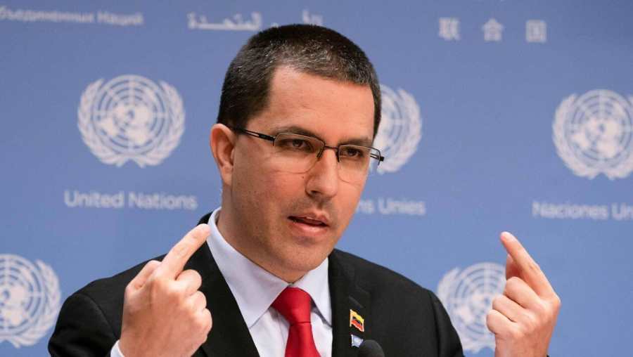 VENEZUELA le Ministre des Affaires étrangères Jorge Arreaza MjAxOTA0NWQzNzMwMWVjZTZkN2ZiZWU0MTQwY2RiZWJlYTY3ODg