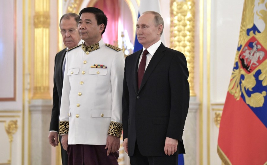Eat Seyla (Kingdom of Cambodia) presents his letter of credence to Vladimir Putin. N 12 GGBnANs0lLBiVkwAi6fOMAGICtWhhv4h