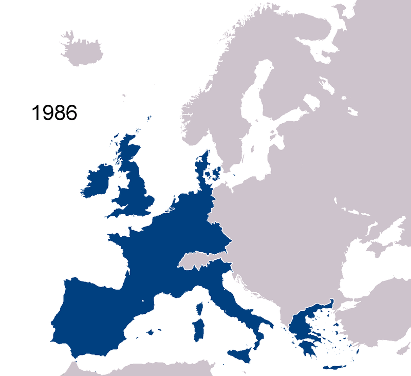 L' EUROPE DES DOUZE L’expression « Europe des 12 », parfois simplifiée les Douze, correspond à l’ensemble des pays qui appartenaient aux Communautés européennes (devenues Union européenne) entre 1986 et 1995.800px-EC1986