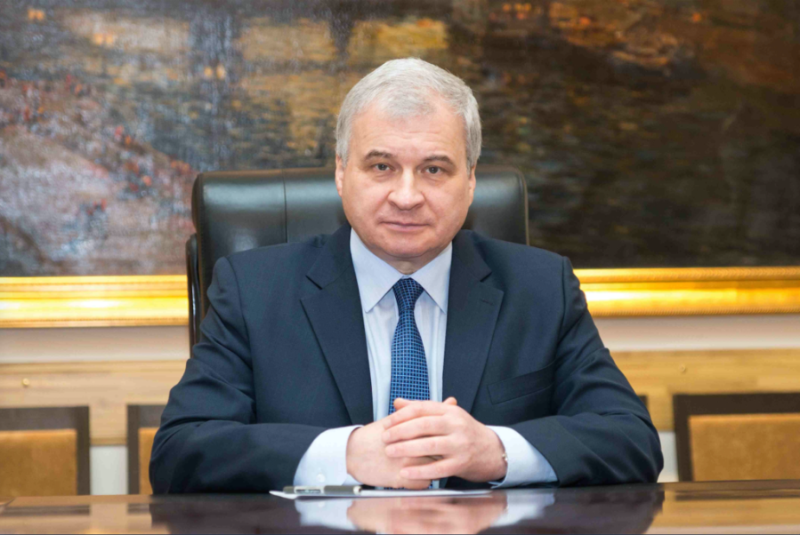 L'Ambassadeur de Russie en Chine, Andrey Denisov Snimok-ekrana-2016-05-26-v-17.17.42-1024x686