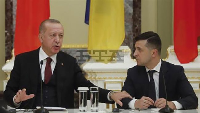 TURQUIE UKRAINE lundi 3 février2020 à Kiev avec son homologue ukrainien, volodymyr Zelenskiy, le président turc, Recep Tayyip Erdogan, 4bv6fe1fb7bb731laol_800C450