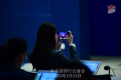 CHINE N° 5 Conférence de presse du 23 mars 2020 tenue par le Porte-parole du Ministère des Affaires étrangères Geng Shuang W020200326586258533186