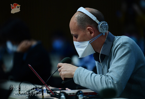 CHINE PH 16 Conférence de presse du 20 mars 2020 tenue par le porte-parole du Ministère des Affaires étrangères Geng Shuang W020200325416113330388