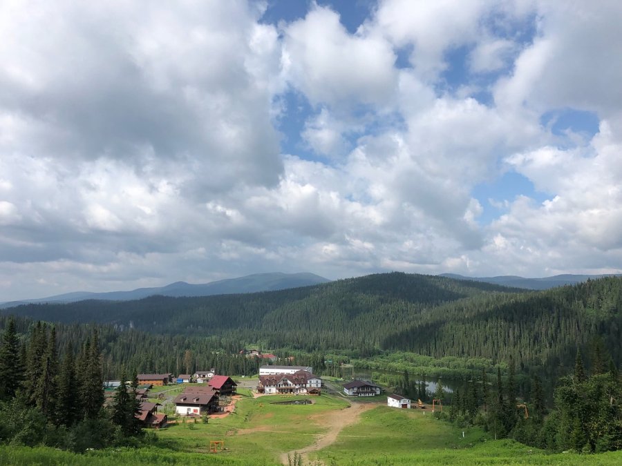 L'oblast de Kemerovo est un sujet fédéral de Russie situé au sud de la Sibérie. L'oblast a été formée le 26 janvier 1943.photo0jpg