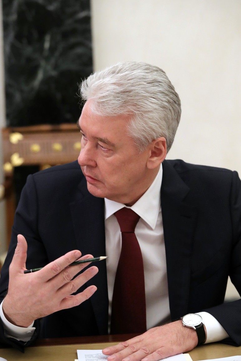 RUSSIE PH 6 SUR 8 Moscow Mayor and head of the State Council working group on countering the spread of the 2019-nCoV Sergei Sobyanin at a meeting with Government members.uE0n1A8aWSCoH7Qeen5ebBocg2VGdQbf