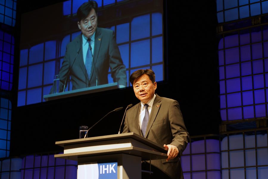 Wu Ken, Ambassadeur de Chine en Allemagne wu-ken