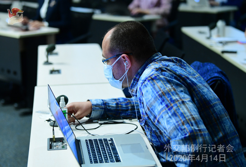 CHINE Conférence de presse PH 9 du 14 avril 2020 tenue par le porte-parole du Ministère des Affaires étrangères Zhao Lijian W020200417343480400966