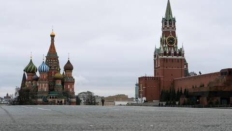 MOSCOU AVRIL 2020 MjAyMDAzZjhmN2EyMWJkYzM1NWI1YTZlNDYwODg3ZGEyYTQyZGY