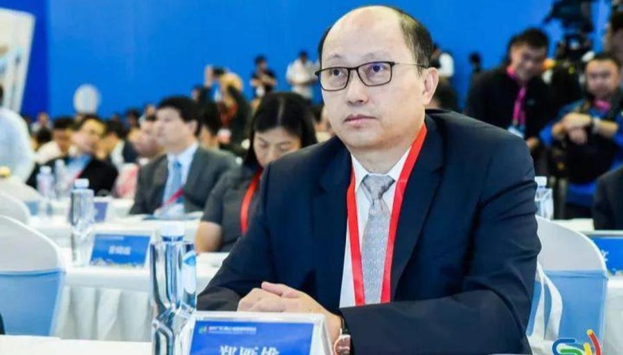 hong-kong-zheng-yanxiong Zheng Yanxiong