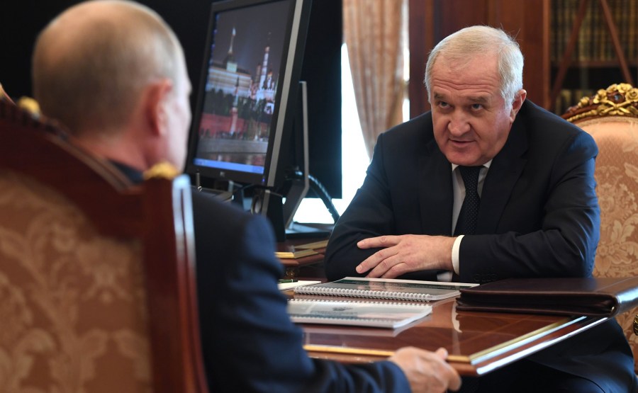 KREMLIN 3 W 4 15.07.2020 Chef du Service fédéral des douanes Vladimir Bulavin. YgvMDZmK4dOoE3E1r63mmJvcIKBN5HNa