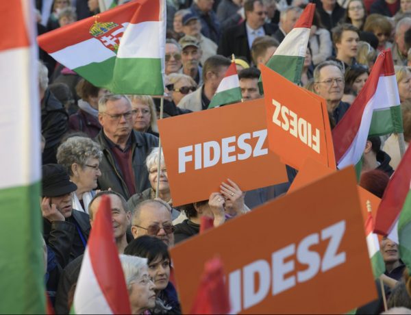 78rL94mFwpva1Roxss-e1523174214158-600x460