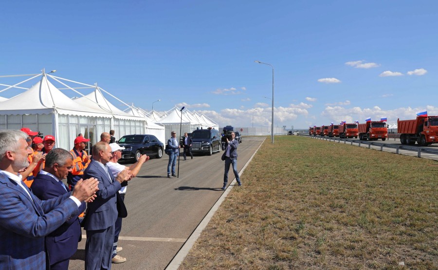 KREMLIN 4X4 DU 27.08.2020 Cérémonie de lancement de la circulation automobile sur les tronçons terminés de l'autoroute de Taurida. icLGsTwZPURHGwo0pehEGRzAod2LeN7h