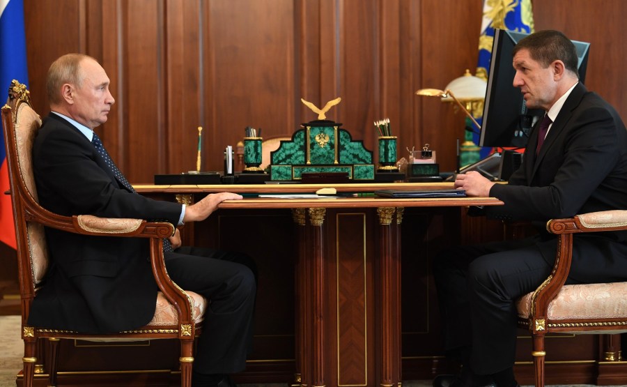 RUSSIE 1WW3 DU 05.08.2020. Réunion de travail avec le président de Rostelecom Mikhail Oseyevsky. 6tJPfqQPe0sfNKaoeYRWIXGRDi5FMEp1