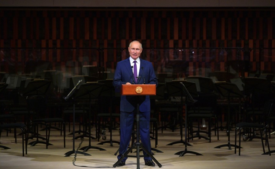 KREMLIN 6 X 9 DU 04.09.2020 Lors de la célébration du 873e anniversaire de Moscou qui s'est tenue à la salle de concert Zaryadye. yJHWVdOO6M1rjrdq9aIWZYde5TW3YKYG