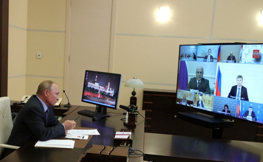 KREMLIN ECO 1 X 4 DU 10.09.2020 Réunion sur les questions économiques (par visioconférence). 3auB1rDKPZdCpvGjNdAn2YBQqVABAg0O