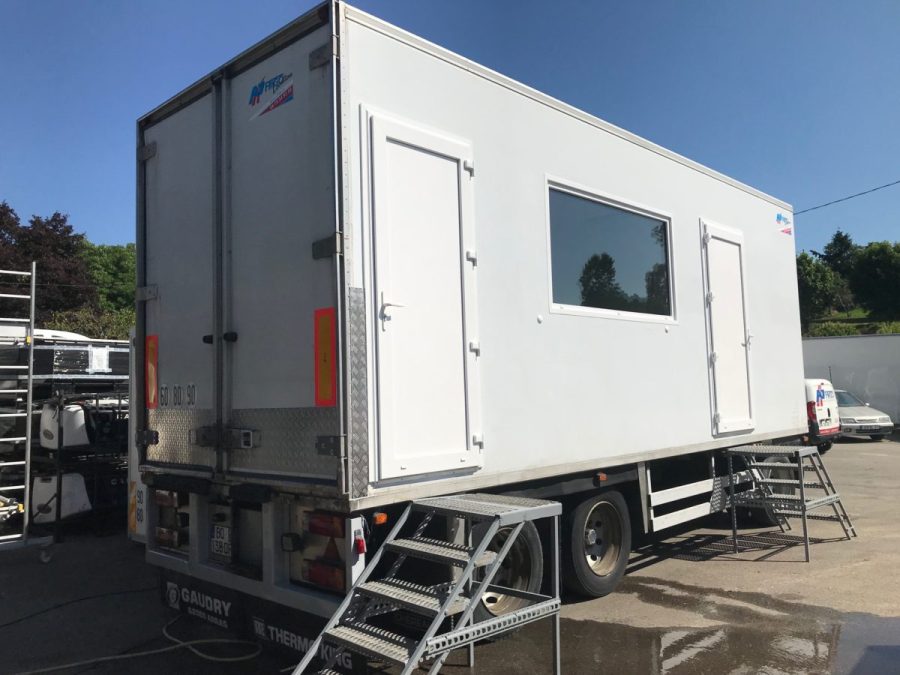 laboratoires mobiles, installés sur le châssis GAZ-33088,IMG_4711