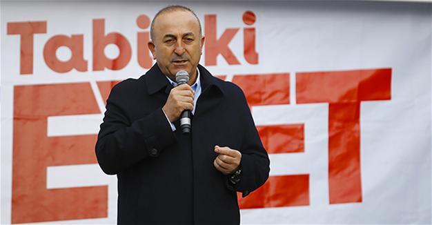 le ministre des affaires étrangères turc, Mevlut Çavuşoğlu 59c9b60145d2a027e83e0327