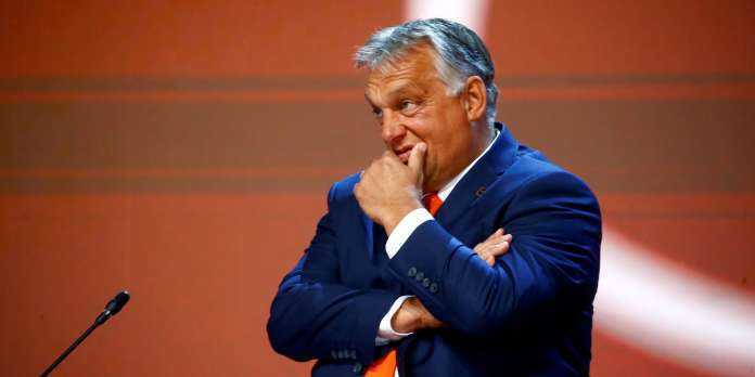 ec63d29_fw1-hungary-orban-0925-11