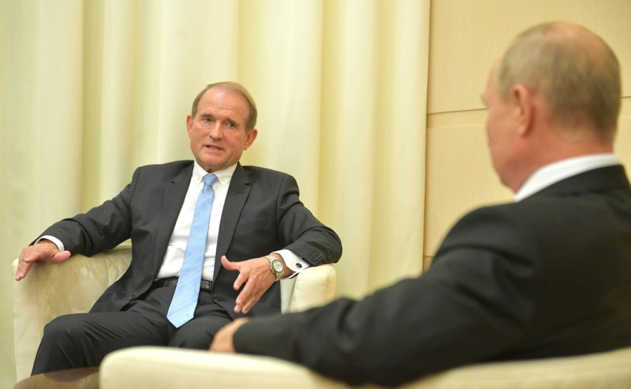 kremlin PH 2 X 3 DU 06 OCTOBRE 2020 Rencontre avec le chef du conseil politique de la plateforme d'opposition du parti ukrainien - For Life Viktor Medvedchuk. uRsJ8HZeguatoUGOyWiMOpMlEC2moZ2C