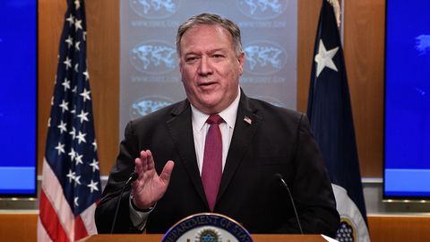 le-secretaire-d-etat-americain-mike-pompeo-lors-d-une-conference-de-presse-a-washington-le-21-octobre-2020_6278500