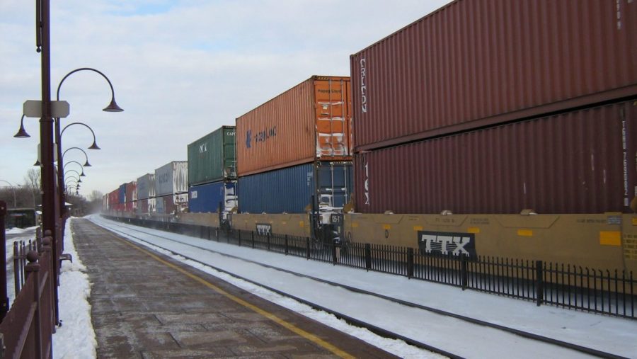 PH 5 La fausse relance ferroviaire de MacronDouble_stack_intermodal_container_train._3119035814-1320x744