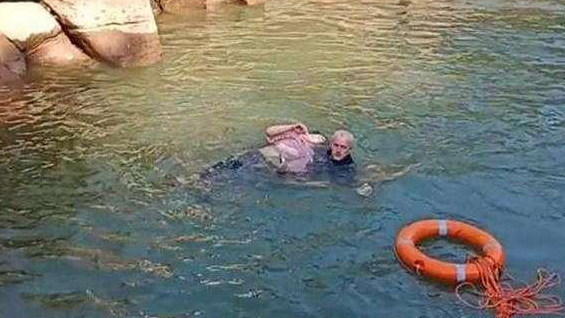 7129347f-0f30-451d-a181-26387bf050f9