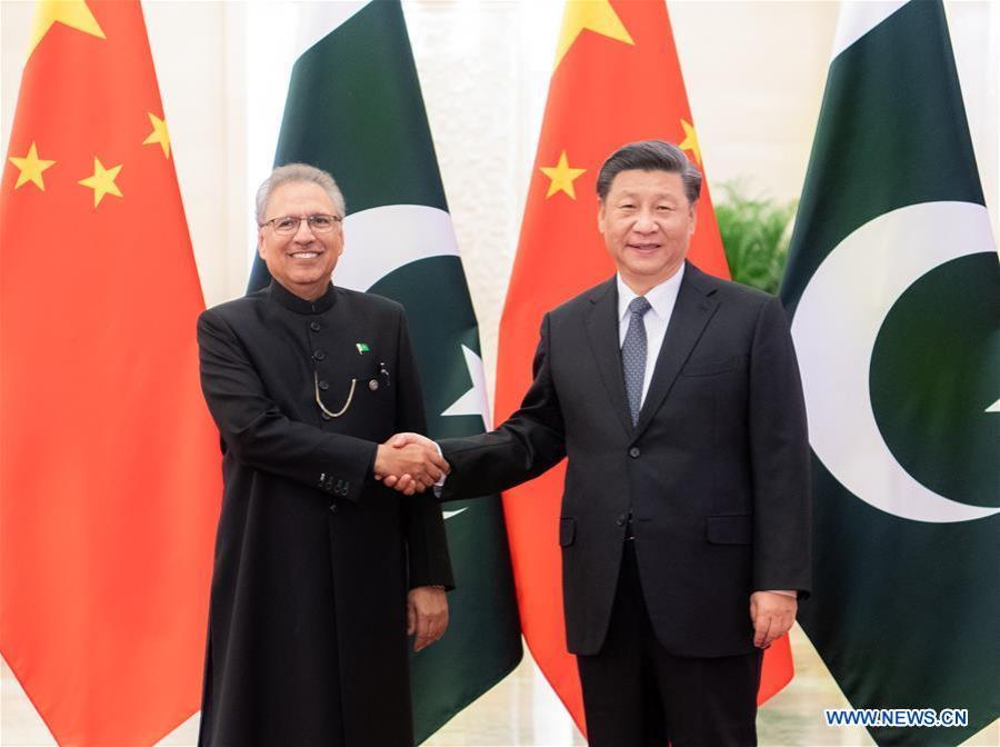 BEIJING, 18 mars (Xinhua) -- Le président chinois, Xi Jinping, s'est entretenu mardi à Beijing avec son homologue pakistanais, Arif Alvi.
