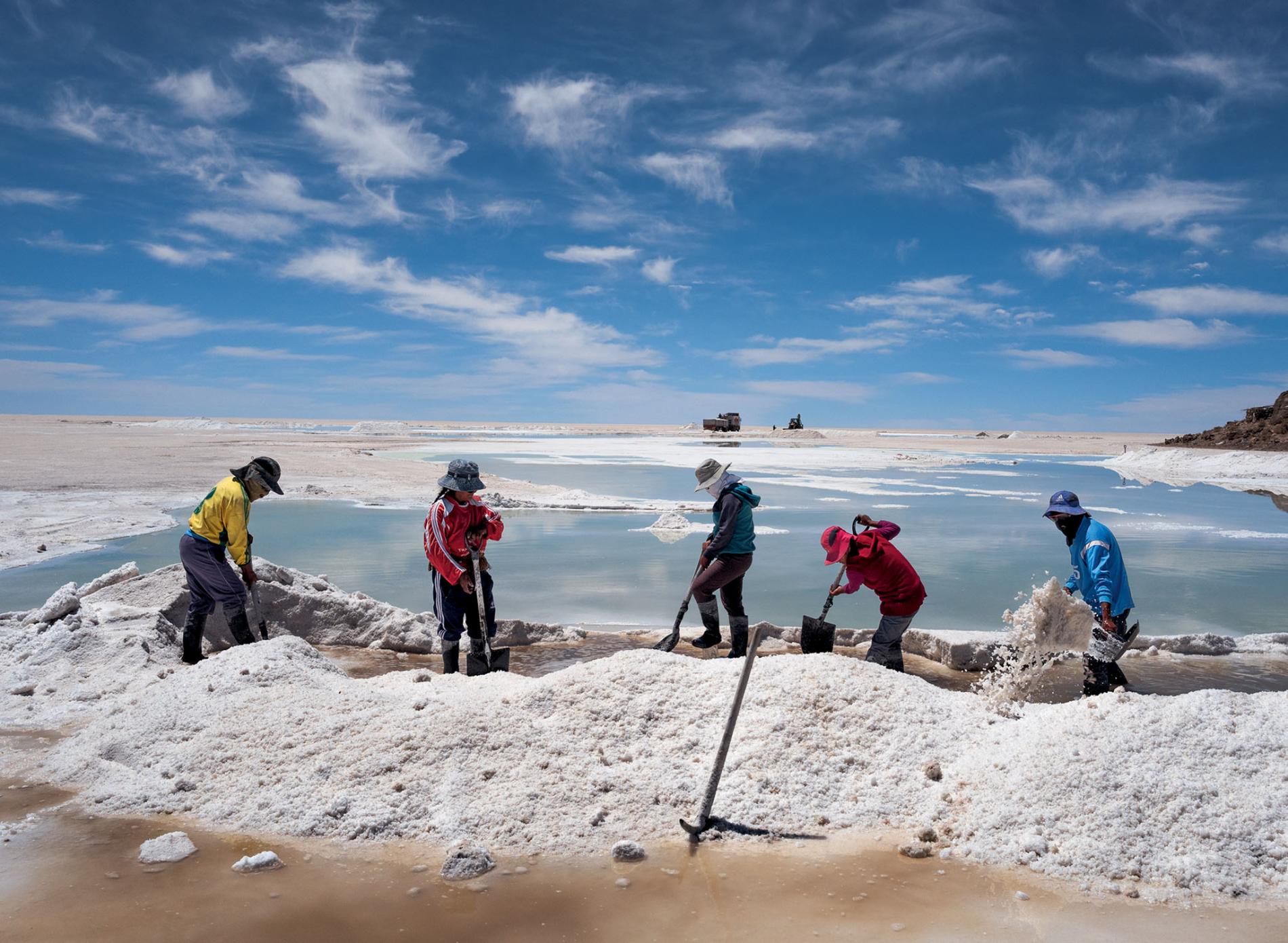 lithium-aymara-salar-de-uyuni-salt-flat-harvest.adapt.1900.1
