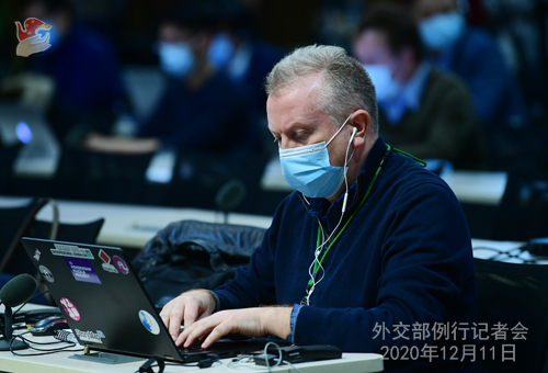 CHINE 18 SUR 23 Conférence de presse du 11 décembre 2020 tenue par la porte-parole du Ministère des Affaires étrangères Hua Chunying