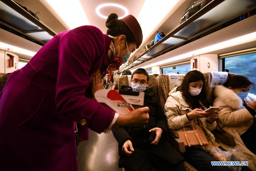 En Chine 2, quelques TGV ont mis en place un service pilote de « wagons silencieux » pour les passagers souhaitant opter pour une expérience de voyage calme et silencieuse.