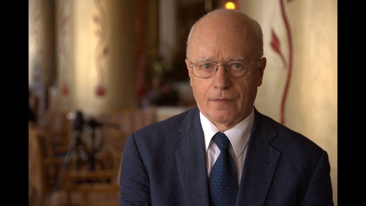  Hans Köchler, président de l’Organisation internationale du progrès de Vienne