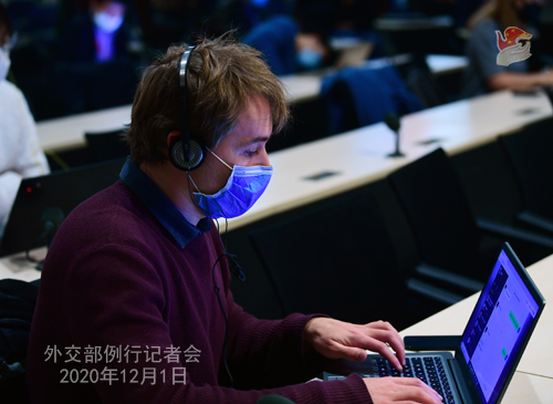 HUA CHUNYING PH 9 DU 01.12.2020 Conférence de presse du 01 décembre 2020 tenue par la porte-parole du Ministère des Affaires étrangères Hua Chunying