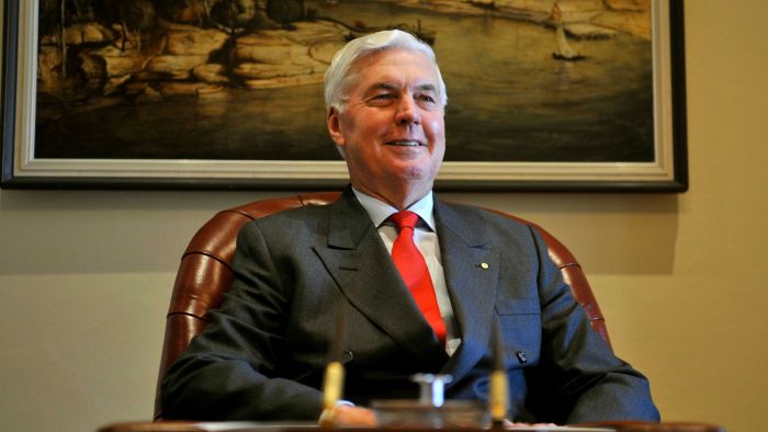 l'ancien Gouverneur général d'Australie, M. Jeffery