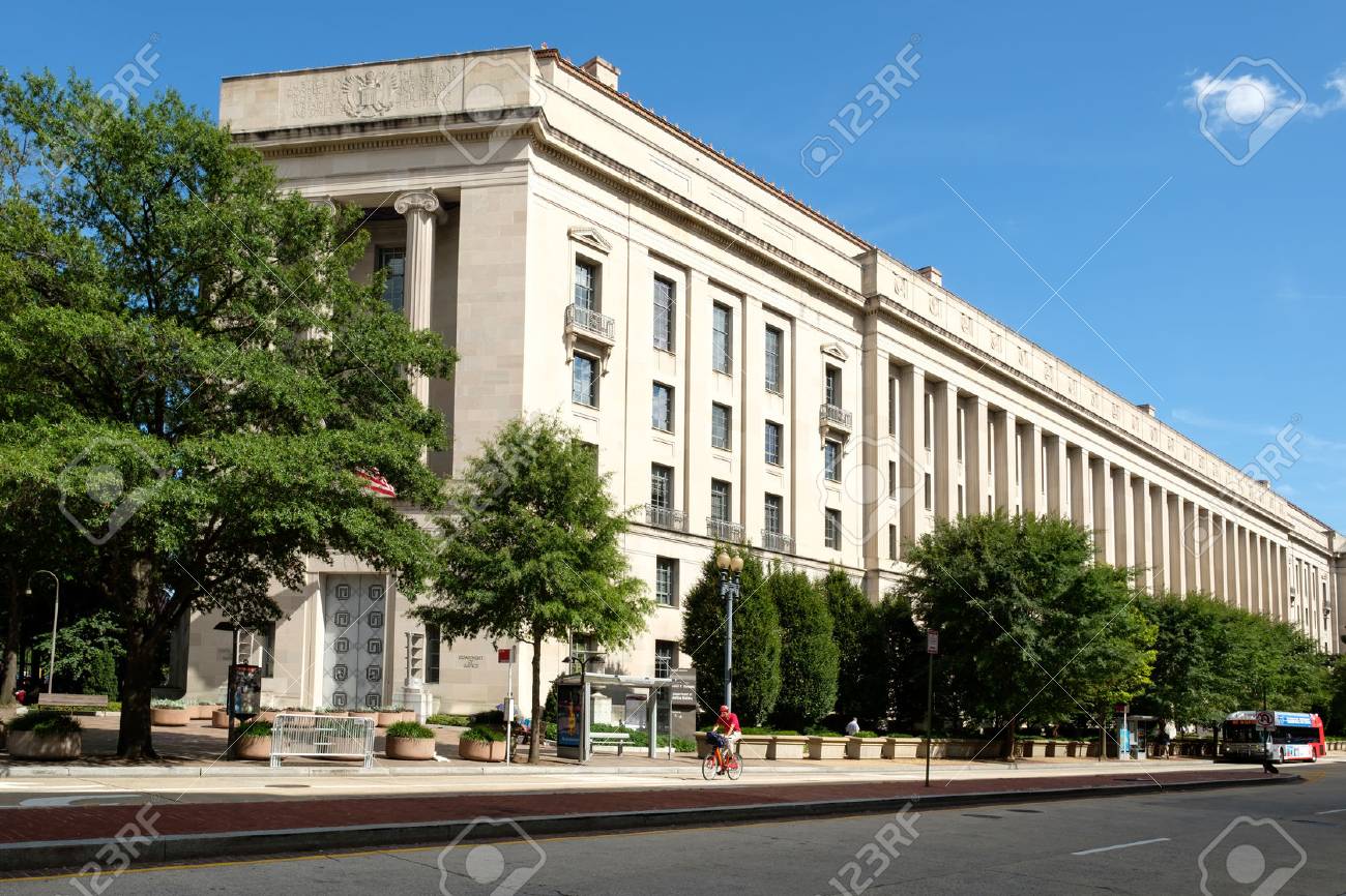 le Département de la Justice des États-Unis,