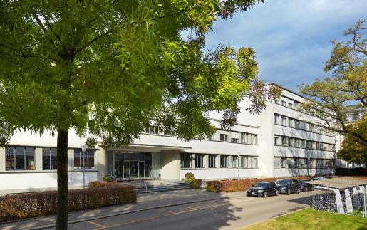 nb-mit-baumen bibliothèque nationale suisse