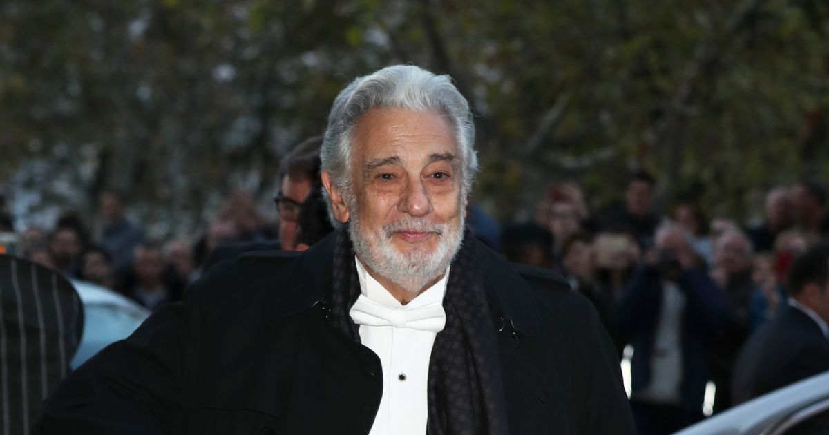4405964-placido-domingo-arrivant-au-concert-donn-opengraph_1200-2