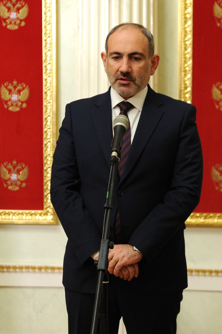 PH 3 SUR 5 Communiqués de presse à l'issue des entretiens avec le président azerbaïdjanais Ilham Aliyev et le Premier ministre arménien Nikol Pashinyan - 11 janvier 2021 – 17H50