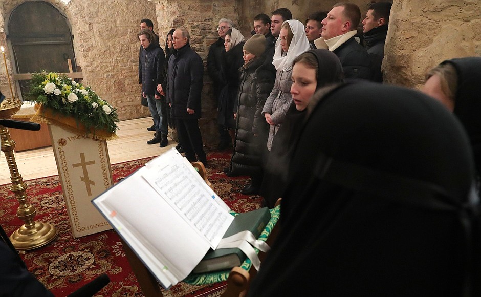 RUSSIE 12 SUR 13 - Salutations de Noël du 07.01.2021