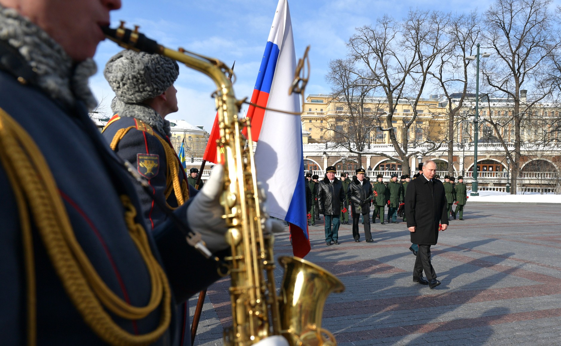 KREMLIN 2 WW 7 Le président a déposé une couronne sur la tombe du soldat inconnu à l'occasion de la Journée du défenseur de la patrie 23.02.2021