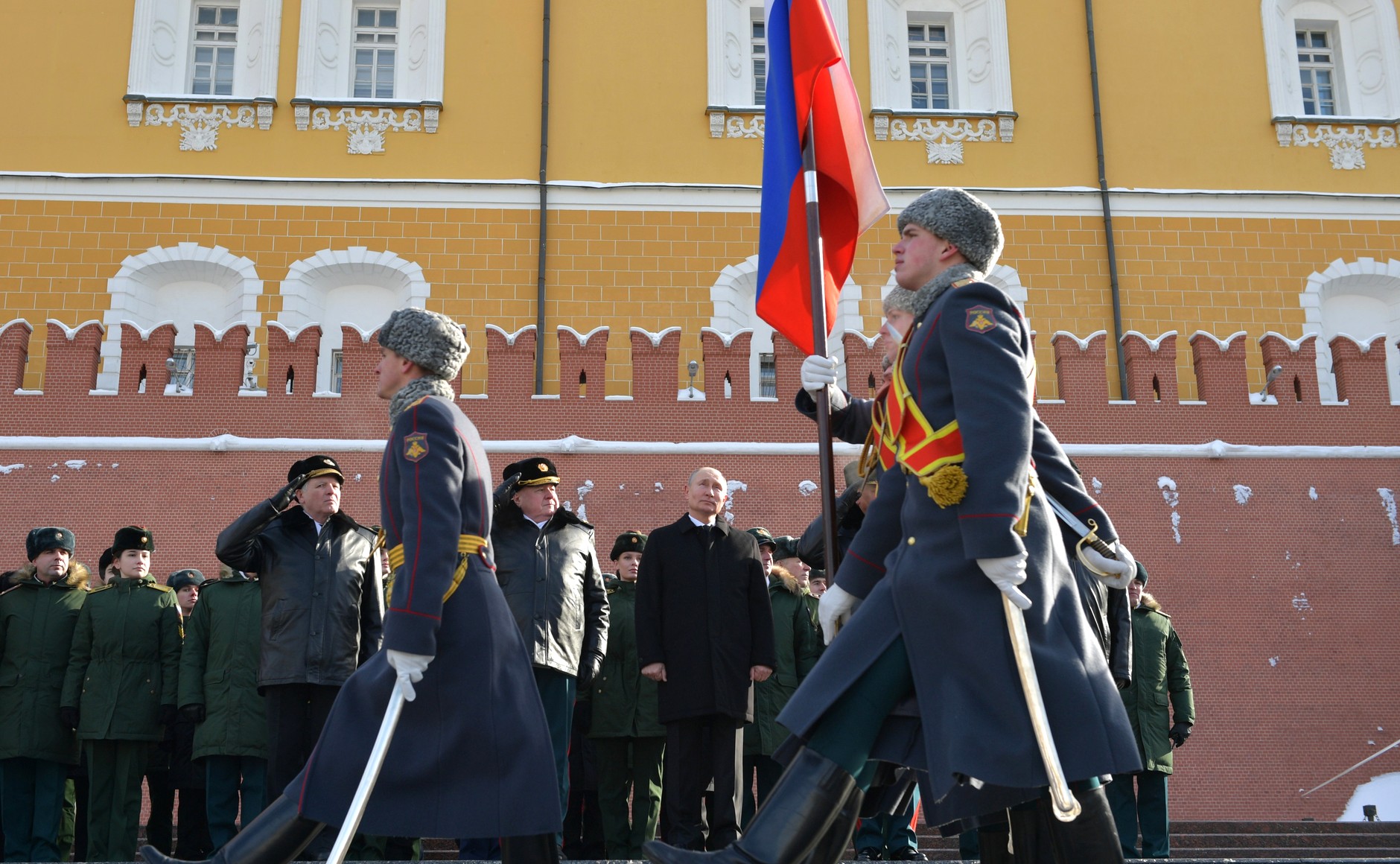 KREMLIN 4 WW 7 Le président a déposé une couronne sur la tombe du soldat inconnu à l'occasion de la Journée du défenseur de la patrie 23.02.2021