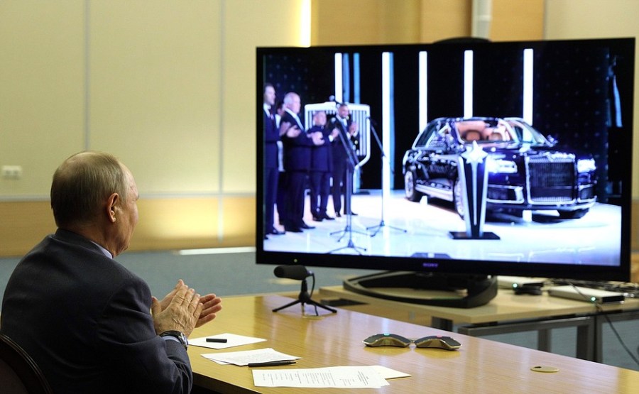 RU VOITURES 3 XX 4 DU 31.05.2021 Lancement de l'usine de production en série des voitures Aurus - 31 mai 2021 – 14h30 à Sochi