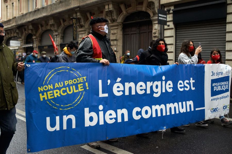 075_pitton-notitle210501_npv1l