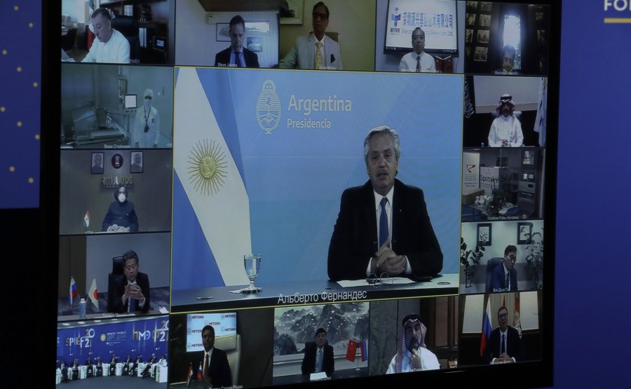 INV.VACCIN 8 X 9 Rencontre avec des investisseurs internationaux et des représentants de producteurs étrangers de vaccin Spoutnik V - 4 juin 2021 – 21h15 - Saint-Pétersbourg