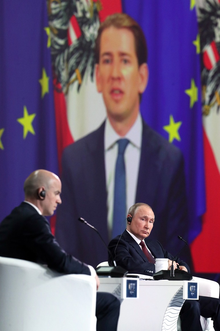 SP RUSSIE 11 X 15 DU 04.06.2021 Séance plénière du Forum économique international de Saint-Pétersbourg - 4 juin 2021 - 17h20