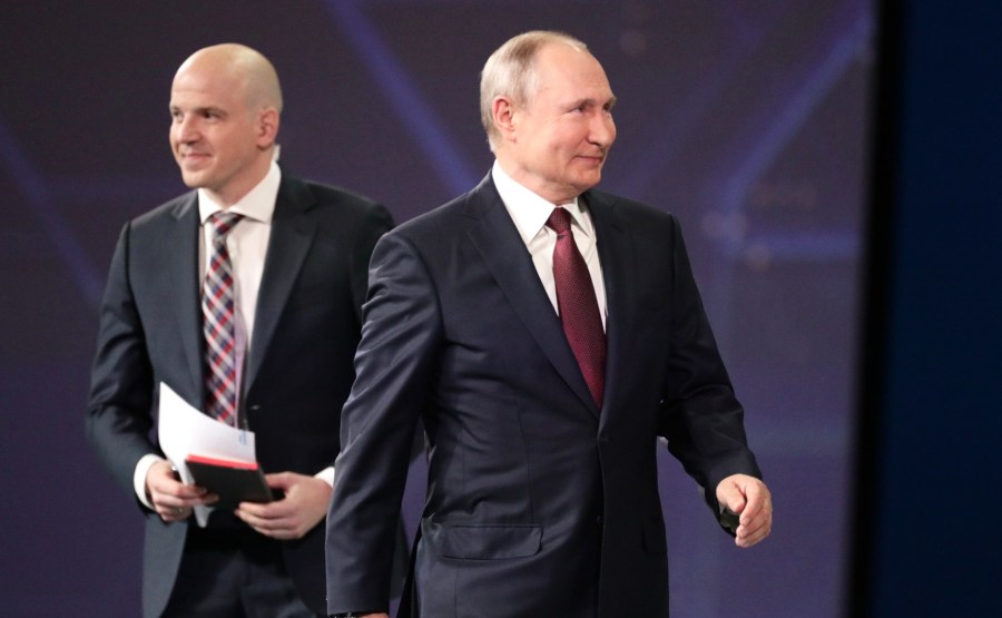 SP RUSSIE 2 X 15 DU 04.06.2021 Séance plénière du Forum économique international de Saint-Pétersbourg - 4 juin 2021 - 17h20