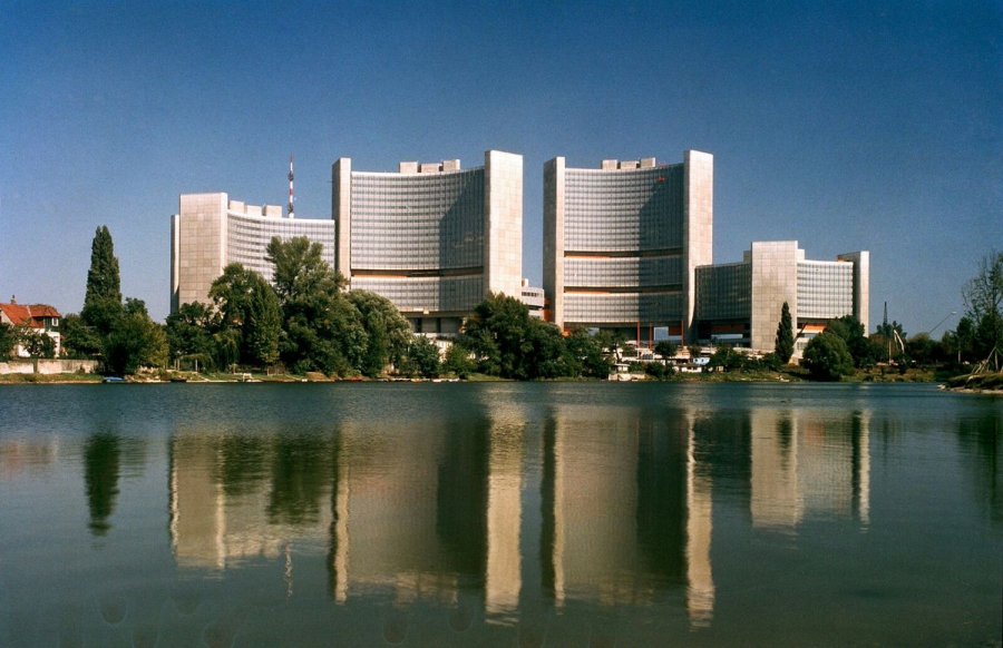 C6jodP-W0AE-una la Mission permanente de la Chine auprès des Nations Unies à Vienne,